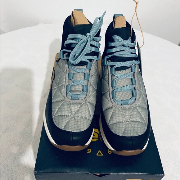 Teva  Women's Remember  Commute Lace Up shoes/boots, high top sneakers. NWOB - Picture 4 of 14